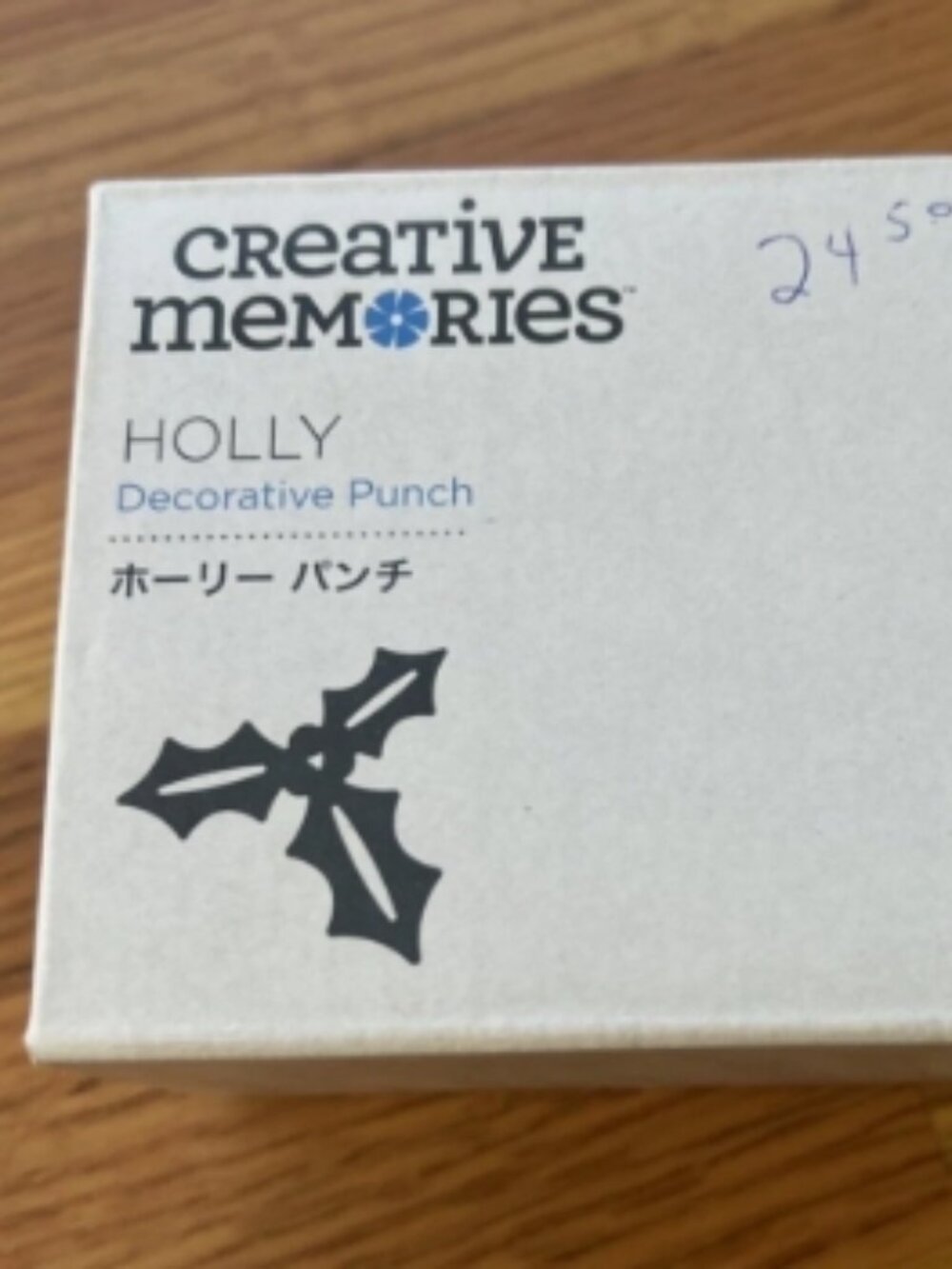 Creative Memories Decorative Punch Holly